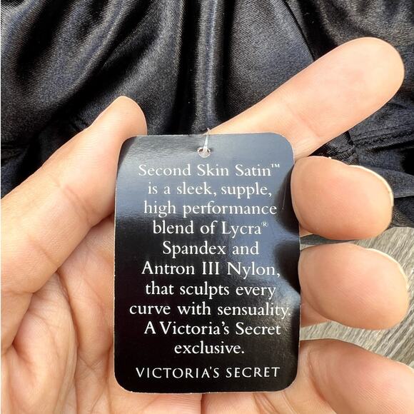 Victoria's Secret | NWT Rare Vtg Second Skin Satin Classic Full Coverage Bra 32D - Picture 5 of 8